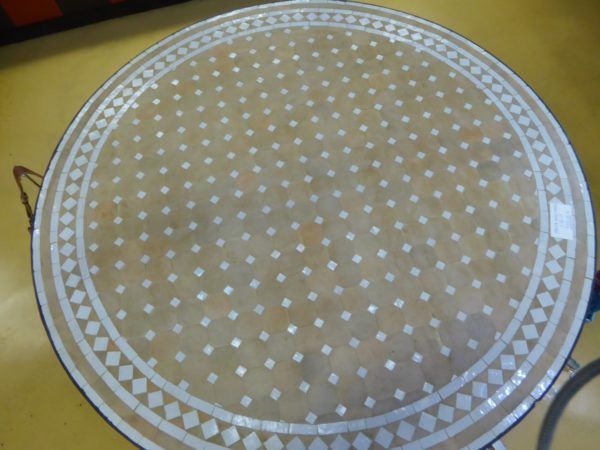 Mesa de mosaico en blanco. 1.20 mtrs de diámetro - Imagen 2