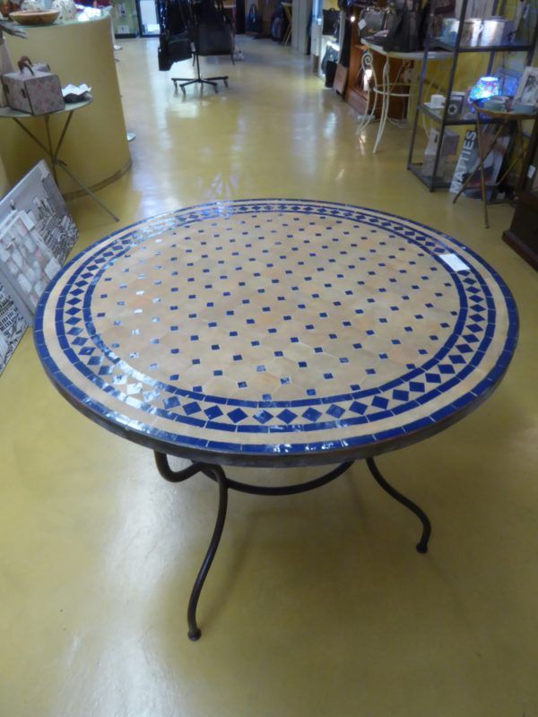 Mesa de mosaico en azul. 1.00 mtrs de diámetro - Imagen 2