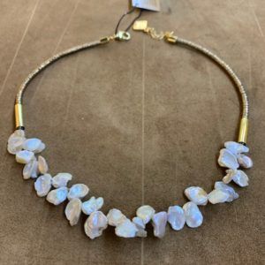 Gargantilla con racimo de perlas naturales