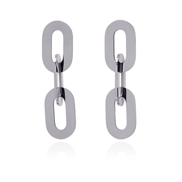 Pendientes colgantes de acero con eslabones planos. Plateados