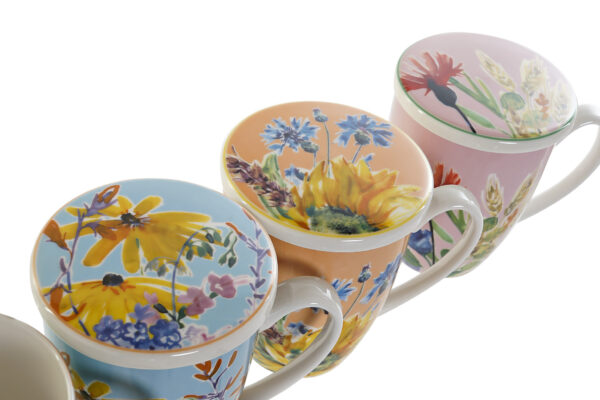 Mug de porcelana multicolor con filtro y tapa para infusiones. Vista desde arriba de algunos colores