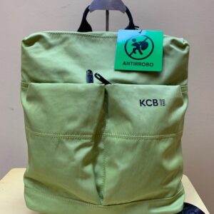 Mochila nylon ultraligera bolsillos frontales de Kcb. Verde de frontal