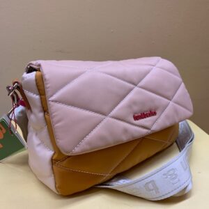 Bolso solapa nylon acolchado tricolor Fun&Basic. Vista lateral