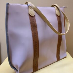 Bolso shopping ultraligero charol marfíl y multicolor de Don Algodón. Vista lateral