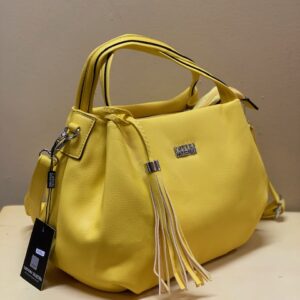 Amarillo de lado