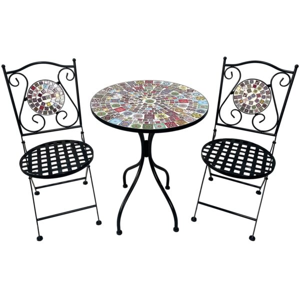 Vista del conjunto de mesa y dos sillas plegables