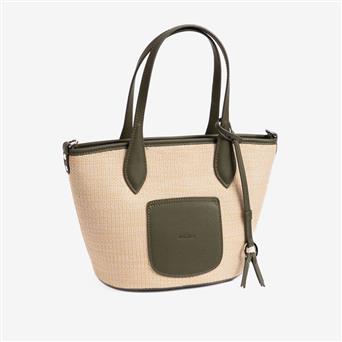 Vista de frente del color verde