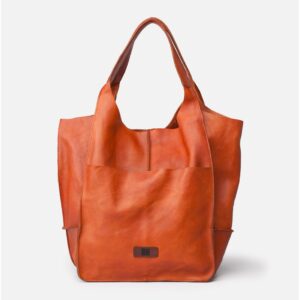 Realizado en color melocotón